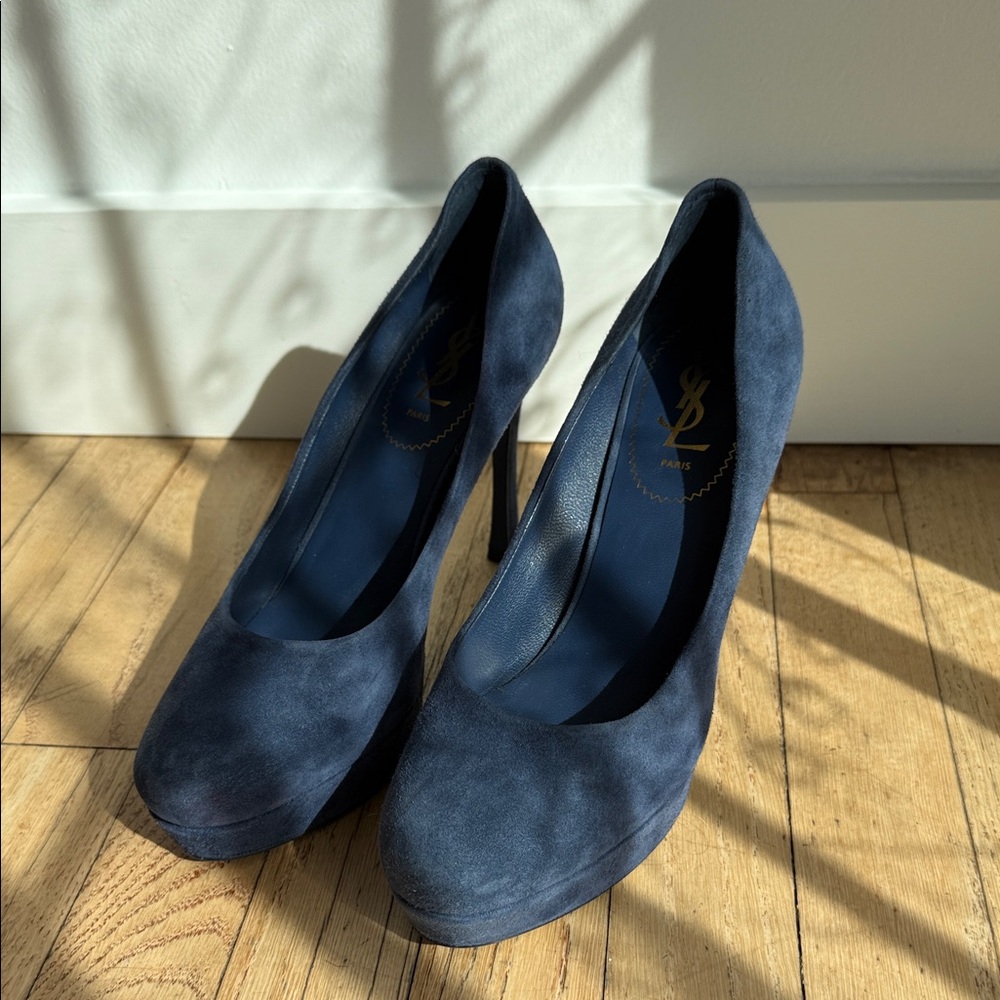Yves Saint Laurent Dark Blue Suede Heels